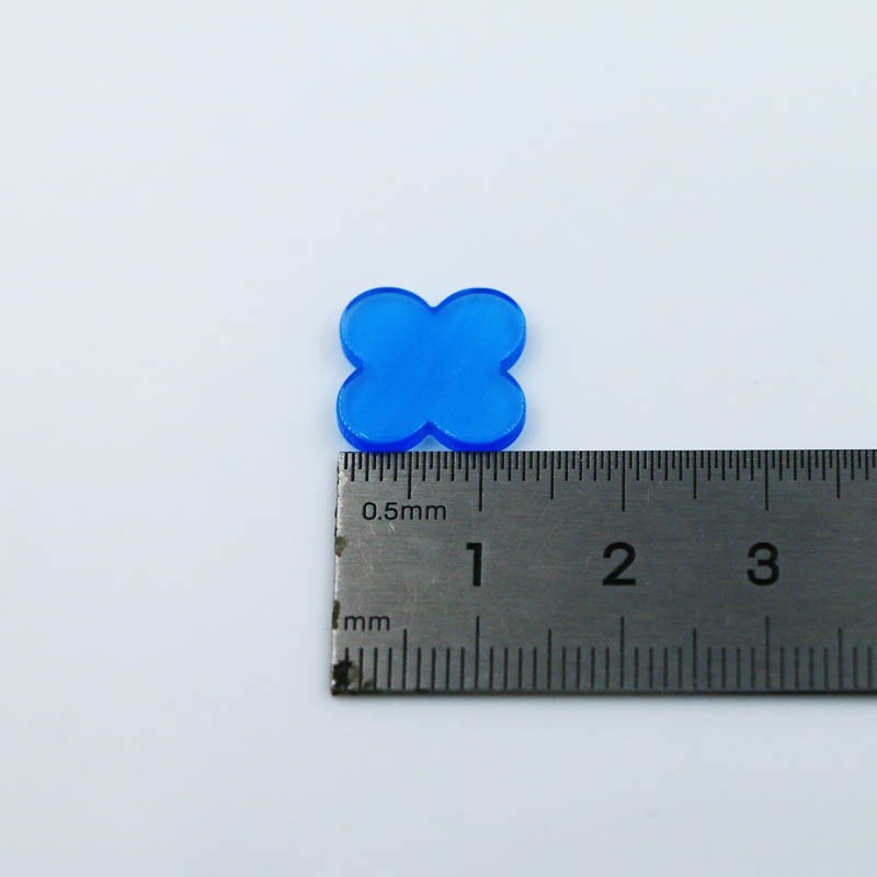 Synthetic Blue Glass Clover Stone suppliers